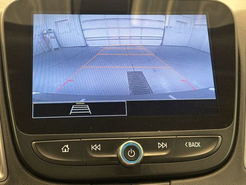Used 2022 Chevrolet Malibu LT FWD image 43