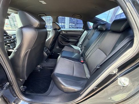 Used 2021 Honda Accord Sport image 17