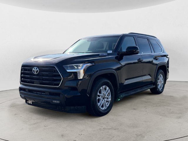 Used 2026 Toyota Sequoia SR5 w/ SR5 Premium Package AWD/4WD image 1