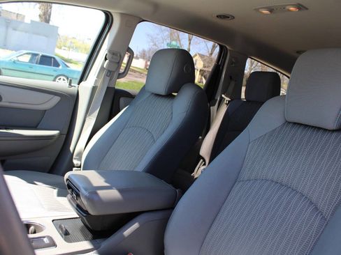 Used 2015 Chevrolet Traverse LS FWD image 20