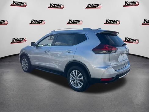 Used 2018 Nissan Rogue SV image 7