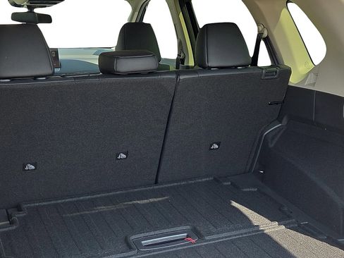 New 2026 Nissan Rogue Platinum w/ Platinum Premium Package image 9