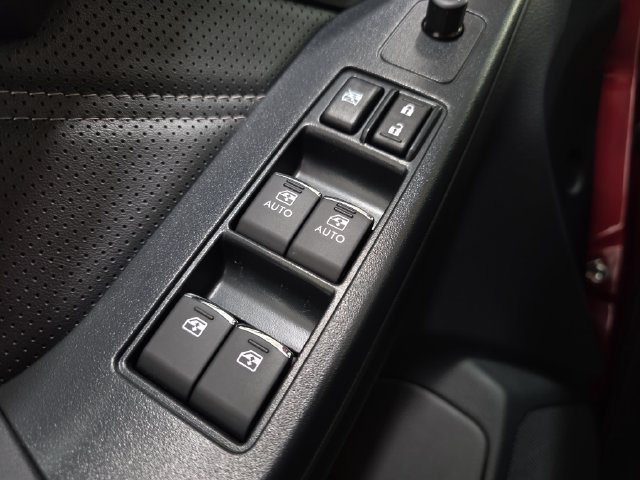 Used 2017 Subaru Forester 2.5i Touring AWD/4WD image 27