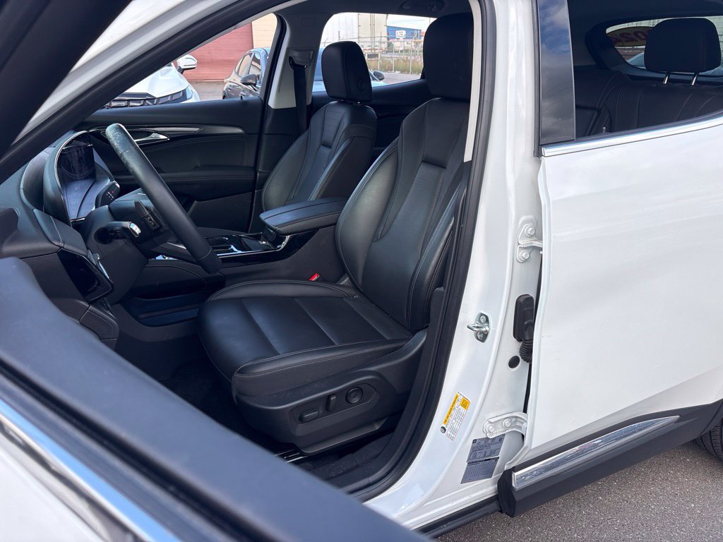 Used 2024 Buick Envision Preferred AWD/4WD image 9