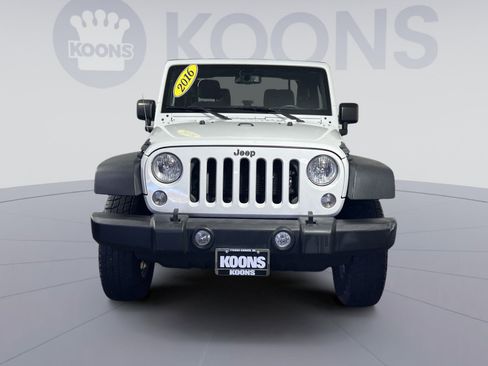 Used 2016 Jeep Wrangler Sport w/ Quick Order Package 24S image 11