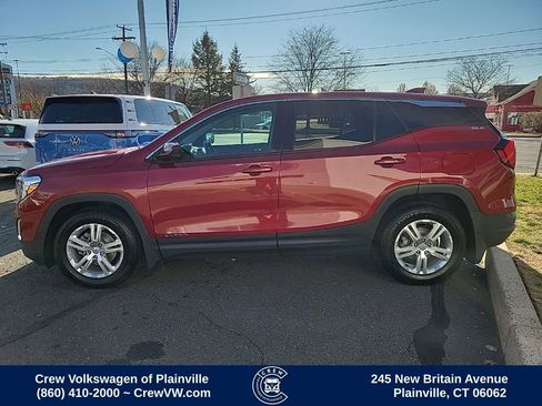 Used 2020 GMC Terrain SLE image 25