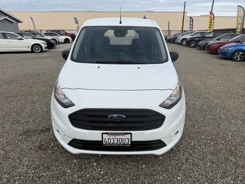 Used 2022 Ford Transit Connect XLT image 2