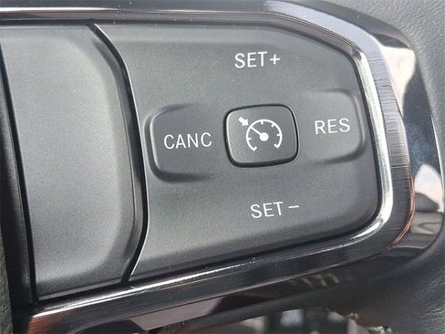 Certified 2024 RAM 1500 Limited image 23