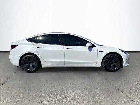 Used 2023 Tesla Model 3 Standard Range image 8