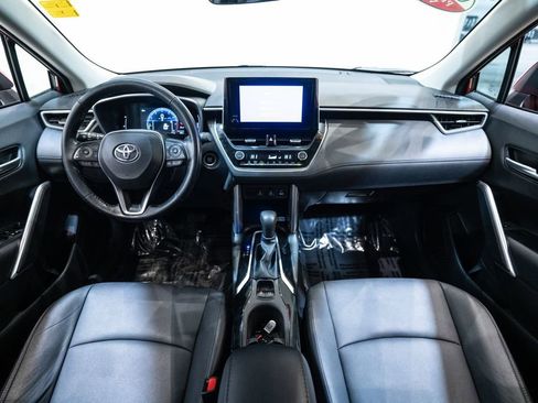 Certified 2023 Toyota Corolla Cross XLE image 15