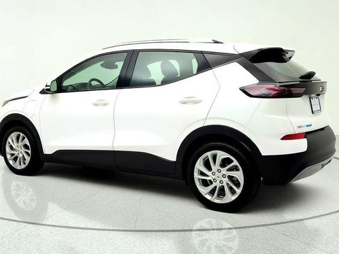 Used 2022 Chevrolet Bolt EUV LT FWD image 7