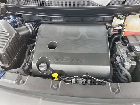Certified 2023 Chevrolet Traverse LT w/ LPO, Floor Liner Package AWD/4WD image 28