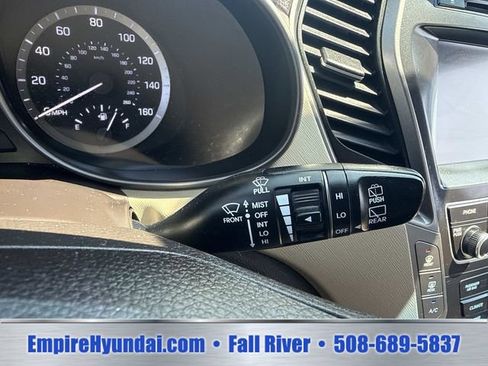 Used 2018 Hyundai Santa Fe SE w/ Cargo Package AWD/4WD image 30