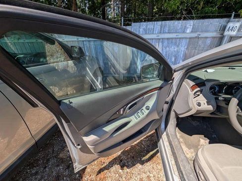 Used 2011 Buick LaCrosse CX FWD image 22