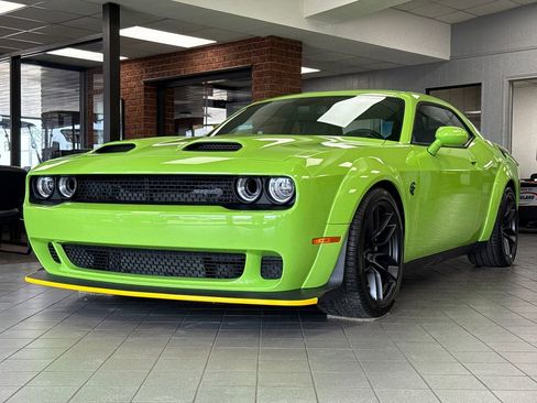 Used 2023 Dodge Challenger SRT Hellcat image 3