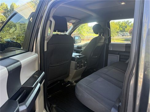Used 2018 Ford F150 XL w/ Equipment Group 101A Mid AWD/4WD image 13