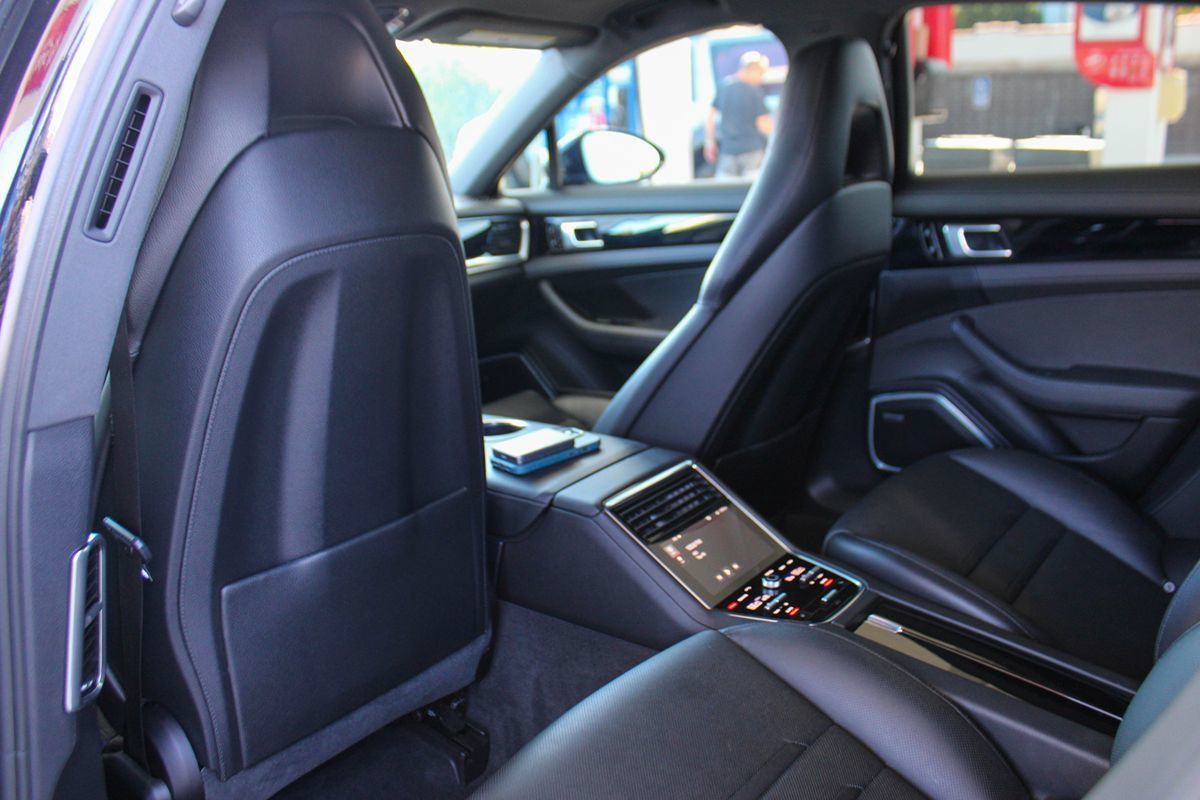 Used 2019 Porsche Panamera 4 AWD/4WD image 16
