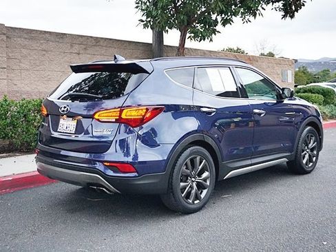 Used 2018 Hyundai Santa Fe Sport image 8