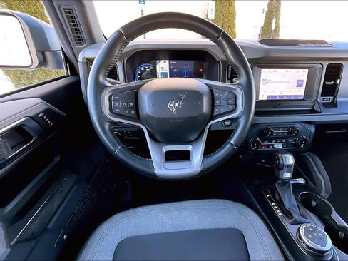 Used 2022 Ford Bronco Big Bend image 6