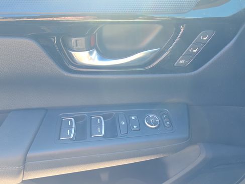 Used 2024 Honda CR-V EX-L image 30
