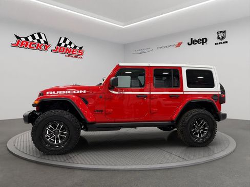 New 2026 Jeep Wrangler Unlimited Rubicon w/ Whitecap Package AWD/4WD image 3