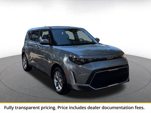 Used 2025 Kia Soul LX w/ LX Technology Package FWD image 1