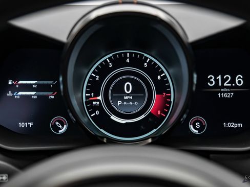Used 2020 Aston Martin V8 Vantage Coupe RWD image 86