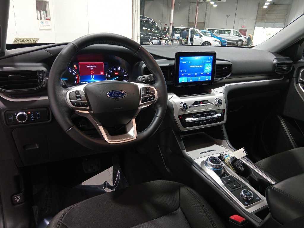 Certified 2022 Ford Explorer XLT AWD/4WD image 15