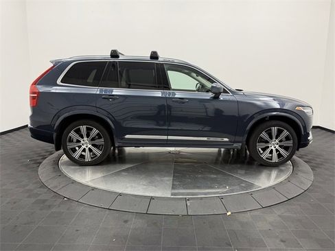 Certified 2024 Volvo XC90 T8 Ultimate w/ Protection Package Premier image 8