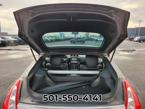 Used 2009 Nissan 370Z Touring image 10