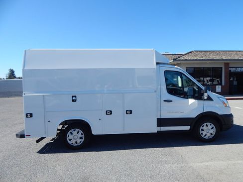 Used 2020 Ford Transit 350 w/ Interior Upgrade Package RWD image 9