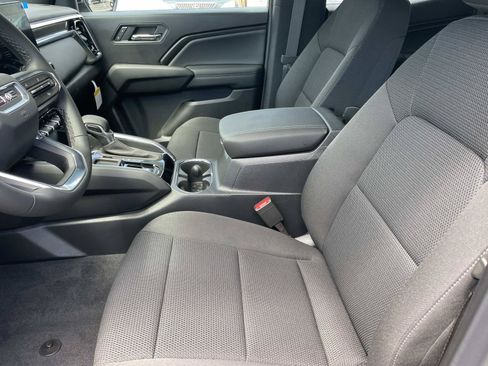 New 2026 GMC Canyon Elevation w/ Convenience Package RWD image 21