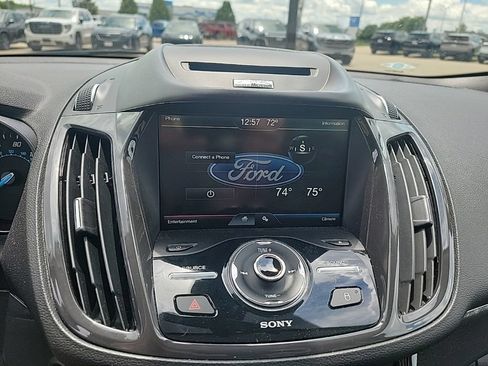 Used 2014 Ford Escape Titanium AWD/4WD image 30