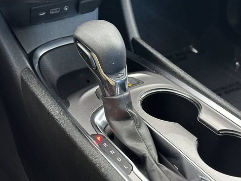 Used 2025 Chevrolet Malibu LT FWD image 19
