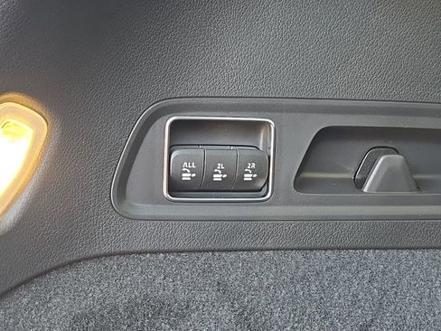 New 2026 Mercedes-Benz GLS 450 4MATIC image 41