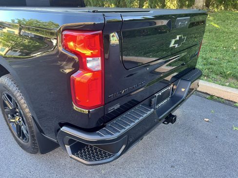 Used 2024 Chevrolet Silverado 1500 High Country w/ Midnight Edition AWD/4WD image 95