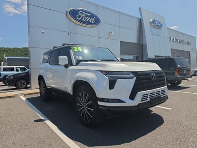 Used 2024 Lexus GX 550 w/ Accessory Package (2T)