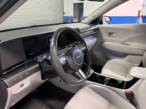 Used 2024 Hyundai Kona Limited image 22