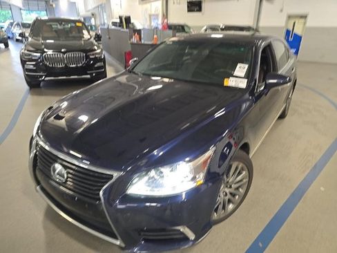 Used 2017 Lexus LS 460 RWD image 1