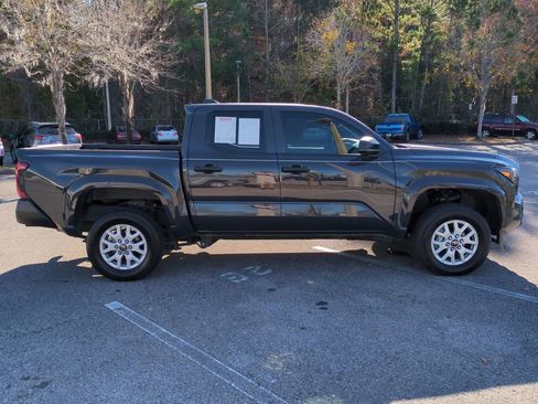 Certified 2025 Toyota Tacoma SR image 4