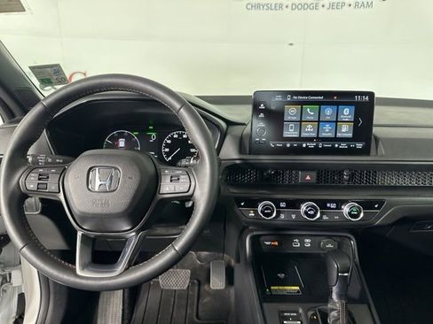Used 2024 Honda CR-V Sport-L image 10