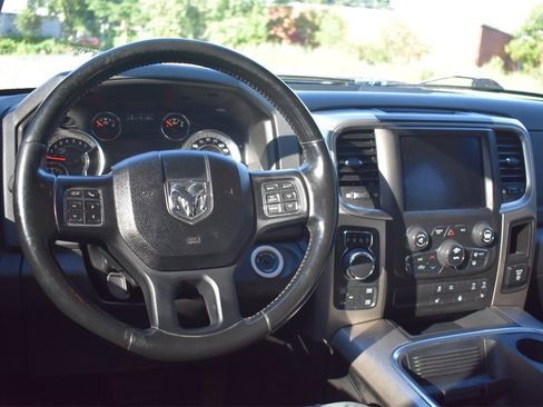 Used 2018 RAM 1500 Big Horn image 23
