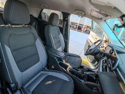 Used 2025 Chevrolet TrailBlazer LT image 17