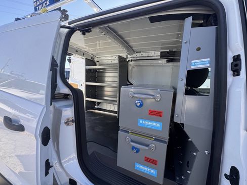 Used 2020 Ford Transit Connect XL image 11