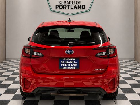 Certified 2025 Subaru Impreza 2.0i AWD/4WD image 4