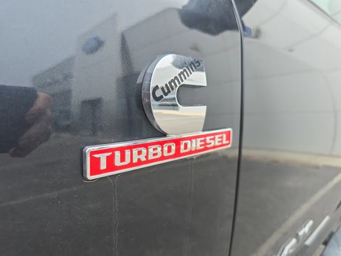 Used 2021 RAM 3500 Big Horn w/ Level 2 Equipment Group image 11