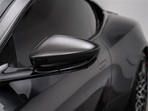 Used 2023 Aston Martin DBS Coupe image 23