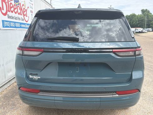 New 2026 Jeep Grand Cherokee Limited AWD/4WD image 4