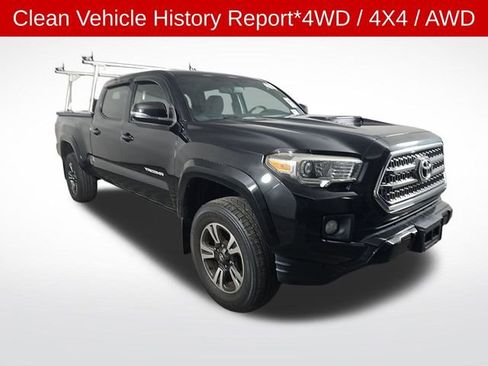 Used 2016 Toyota Tacoma TRD Sport w/ Towing Package image 3