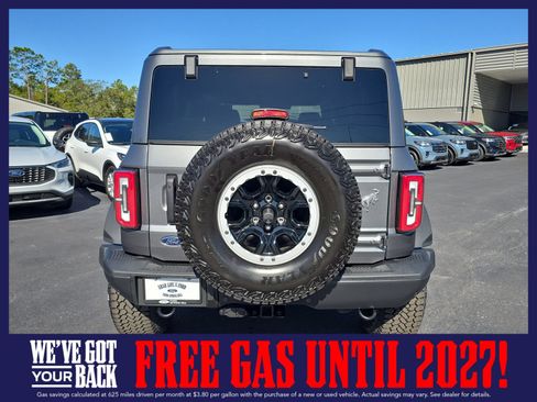 New 2025 Ford Bronco Badlands w/ Sasquatch Package AWD/4WD image 7